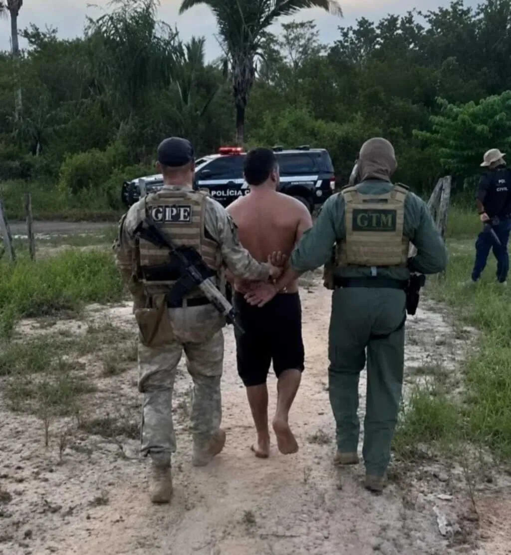 POLÍCIA prende em Coroatá homem acusado de tentar matar pra roubar um policial militar dentro do Fórum de Peritoró