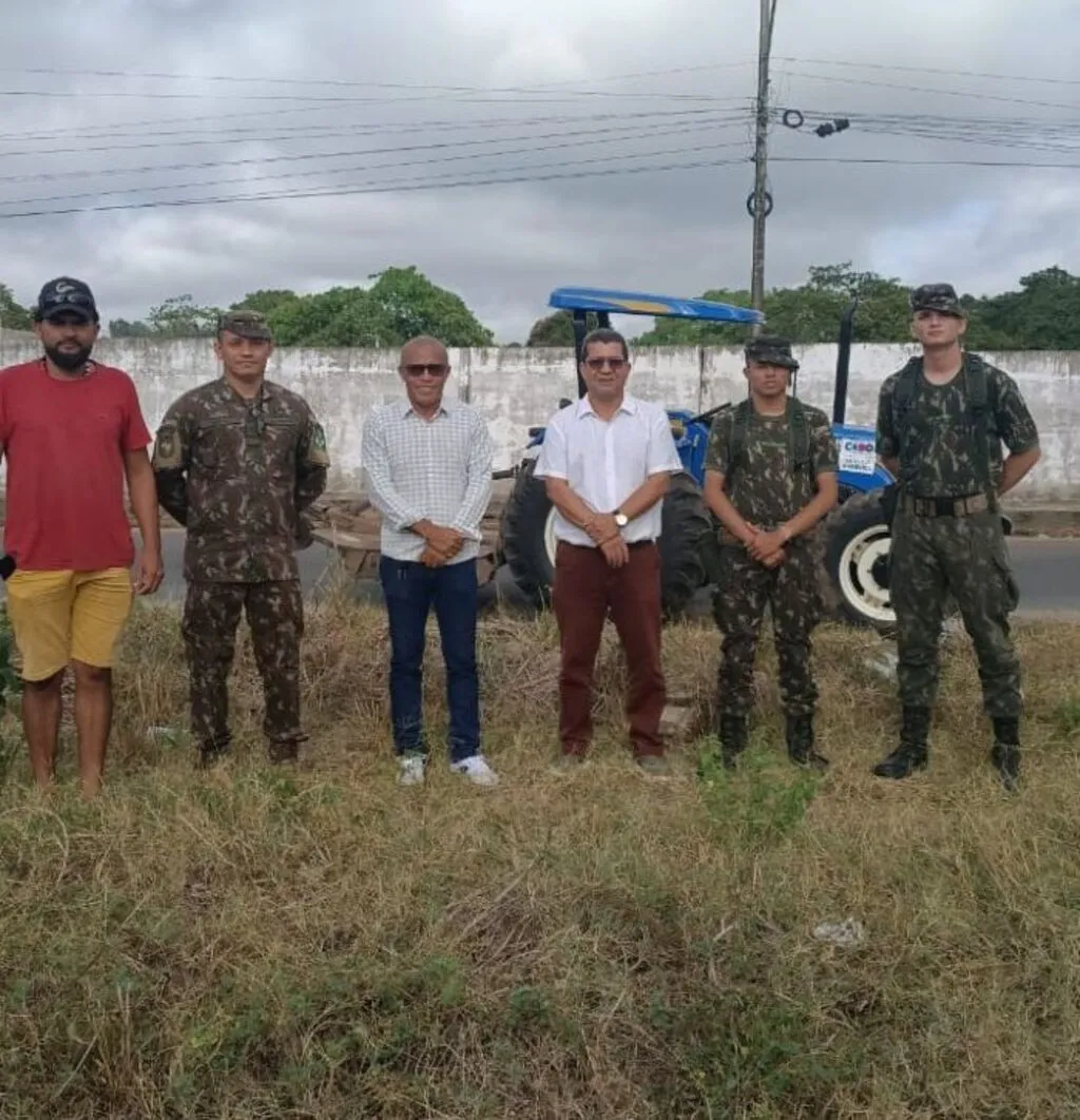 MUTIRÃO DE LIMPEZA marca PRÉVIA do lançamento da PEDRA FUNDAMENTAL da nova Escola PESTALOZZI de Codó